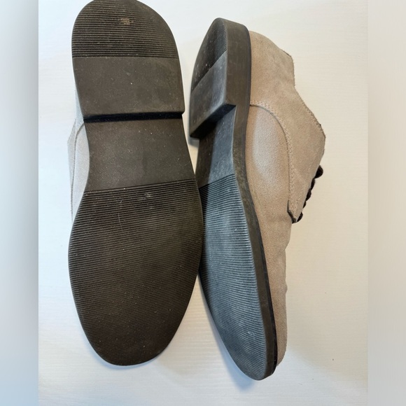 Men’s Banana Republic Tan Suede Leather Brown Lace Casual Dress Shoe size 9 - Picture 2 of 13